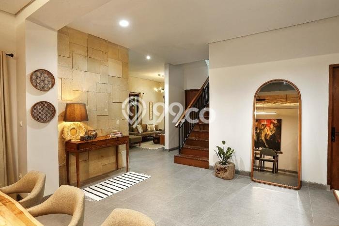 Vila di , Area 210m2m², Lokasi Strategis Vila di , Area 210m2m², Lokasi Strategis