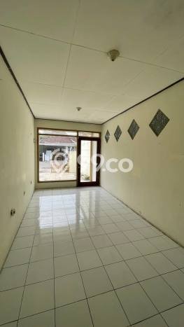 Komersial untuk disewa di Klojen punya LT 282m2 & LB 282m2 harga sewa kompetitif Komersial untuk disewa di Klojen punya LT 282m2 & LB 282m2 harga sewa kompetitif