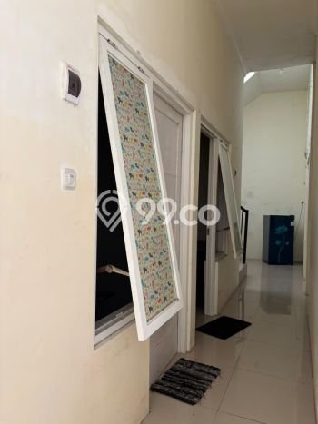 Unit Kost Dijual di Lowokwaru dengan 10 Kamar Tidur & Luas Bangunan 180m2 Unit Kost Dijual di Lowokwaru dengan 10 Kamar Tidur & Luas Bangunan 180m2