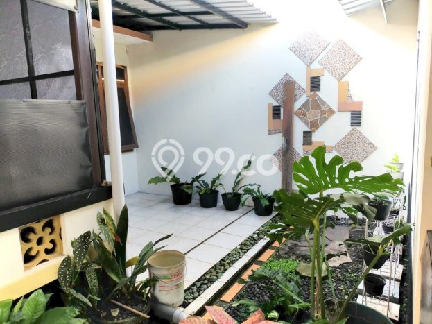 Rumah Strategis Minimalis Lb 230m2 di Karangploso, Malang Rumah Strategis Minimalis Lb 230m2 di Karangploso, Malang