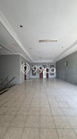 Ruko untuk disewa di Lowokwaru punya LT 140m2 & LB 280m2 harga sewa kompetitif Ruko untuk disewa di Lowokwaru punya LT 140m2 & LB 280m2 harga sewa kompetitif