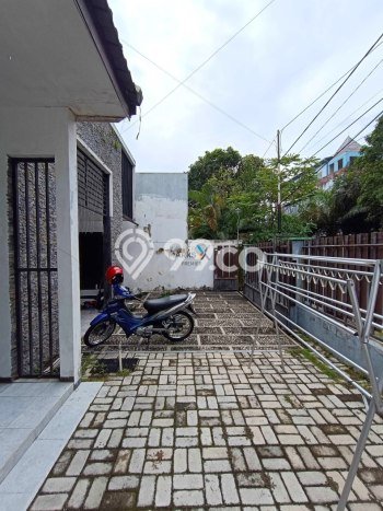 Kost Dijual di Dieng dengan 4 KT dan Luas 300m2 Kost Dijual di Dieng dengan 4 KT dan Luas 300m2