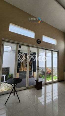 Rumah Sewa Malang LT 375m2 LB 360m2 Kawasan Araya Rumah Sewa Malang LT 375m2 LB 360m2 Kawasan Araya