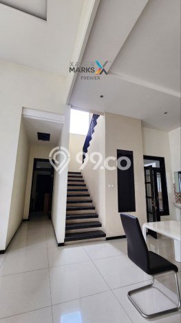 Rumah Sewa Malang LT 375m2 LB 360m2 Kawasan Araya Rumah Sewa Malang LT 375m2 LB 360m2 Kawasan Araya