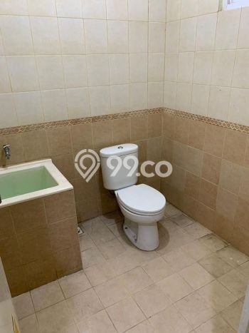 Ruko Dijual di Cengkareng LT 67m2, LB 202m2 untuk Investasi Ruko Dijual di Cengkareng LT 67m2, LB 202m2 untuk Investasi