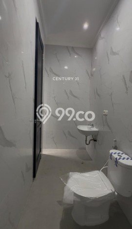 Rumah Luas Asri 3 KT Siap Pakai di Bintaro Tangerang Selatan Rumah Luas Asri 3 KT Siap Pakai di Bintaro Tangerang Selatan