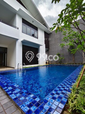 Rumah Kondisi Baik Disewakan di Pondok Indah, Jakarta Selatan LT 633m2, LB 650m2 Rumah Kondisi Baik Disewakan di Pondok Indah, Jakarta Selatan LT 633m2, LB 650m2