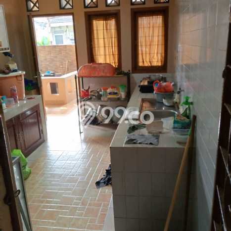 Jual Rumah Favorit Siap Huni LB 160m2 di Ciputat, Tangerang Selatan Jual Rumah Favorit Siap Huni LB 160m2 di Ciputat, Tangerang Selatan