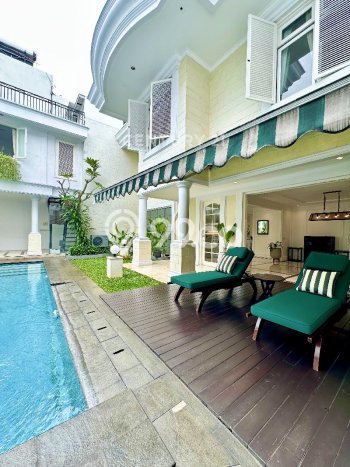 Hunian Bagus Disewakan di Pondok Indah, Jakarta Selatan LT 422m2, LB 650m2 Hunian Bagus Disewakan di Pondok Indah, Jakarta Selatan LT 422m2, LB 650m2