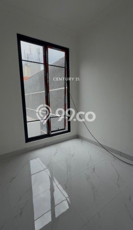 Rumah Luas Asri 3 KT Siap Pakai di Bintaro Tangerang Selatan Rumah Luas Asri 3 KT Siap Pakai di Bintaro Tangerang Selatan