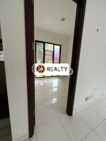 Hunian Nyaman Asri 3 KT Siap Pakai di BSD City Tangerang Hunian Nyaman Asri 3 KT Siap Pakai di BSD City Tangerang