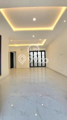 Hunian Elit LB 220m2 Siap Pakai Desain Elegan di Parigi, Tangerang Hunian Elit LB 220m2 Siap Pakai Desain Elegan di Parigi, Tangerang