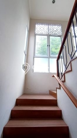 Rumah Elit Modern Tanpa Renovasi di BSD City Tangerang Rumah Elit Modern Tanpa Renovasi di BSD City Tangerang