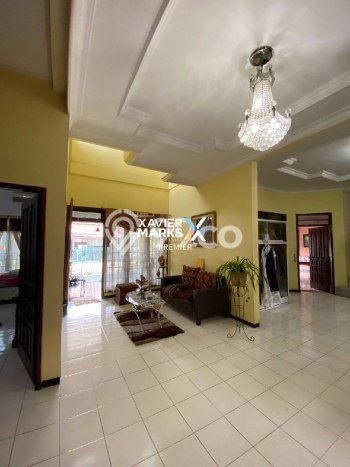 Rumah Siap Pakai area Araya, Malang, Luas 260m2m² Bangunan 360m2m² Rumah Siap Pakai area Araya, Malang, Luas 260m2m² Bangunan 360m2m²