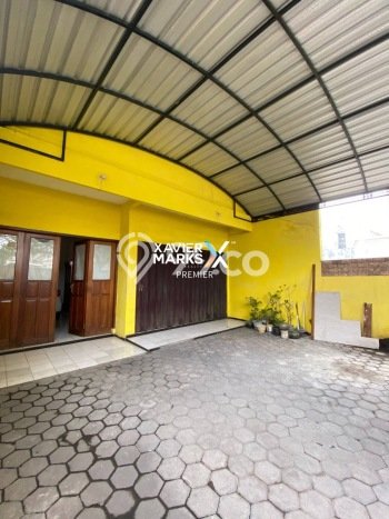 Ruko untuk disewa di Lowokwaru punya LT 182m2 & LB 150m2 harga sewa kompetitif Ruko untuk disewa di Lowokwaru punya LT 182m2 & LB 150m2 harga sewa kompetitif