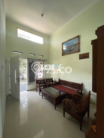 Ready to Use! Luxury House LT 180m2 Desain Elegan di Permata Jingga Ready to Use! Luxury House LT 180m2 Desain Elegan di Permata Jingga