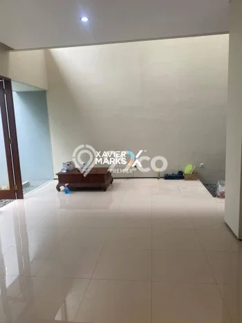 Rumah Mewah LB 227m2 Siap Pakai Desain Elegan di Araya, Malang Rumah Mewah LB 227m2 Siap Pakai Desain Elegan di Araya, Malang