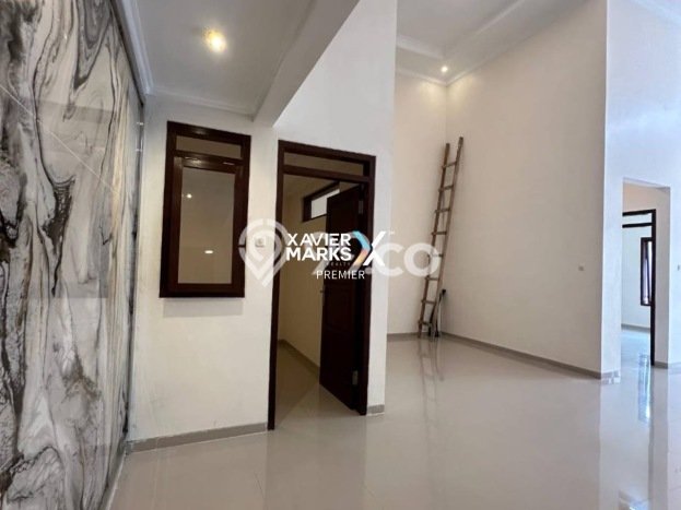 Rumah Minimalis 4 KT LT 144m2 di Araya Rumah Minimalis 4 KT LT 144m2 di Araya