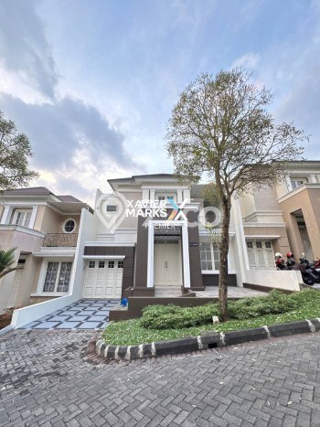 HARGA SPESIAL! Rumah Modern area Kedungkandang, Malang, Luas 180m2m² Bangunan 186m2m² BISA KPR! HARGA SPESIAL! Rumah Modern area Kedungkandang, Malang, Luas 180m2m² Bangunan 186m2m² BISA KPR!