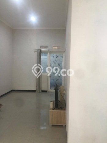 Rumah Luas Asri 2 KT Siap Pakai di Tidar Malang Rumah Luas Asri 2 KT Siap Pakai di Tidar Malang