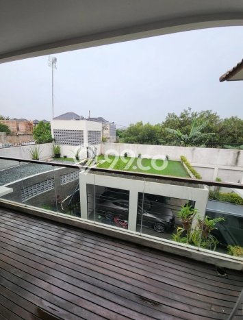 Rumah sewa siap pakai 6 Kamar Tidur di Pondok Labu, Jakarta Selatan Rumah sewa siap pakai 6 Kamar Tidur di Pondok Labu, Jakarta Selatan