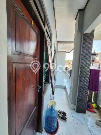 Rumah Strategis Modern Lb 300m2 di Kasihan, Bantul Rumah Strategis Modern Lb 300m2 di Kasihan, Bantul