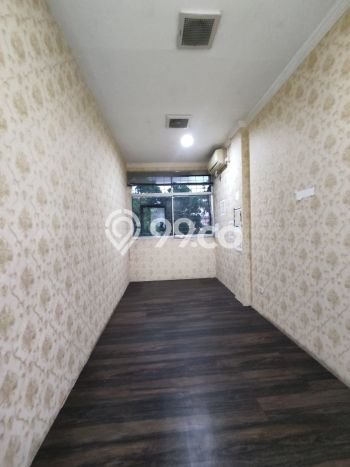 Disewakan Ruko di Kawasan Ramai Cideng Luas 225m2 Disewakan Ruko di Kawasan Ramai Cideng Luas 225m2
