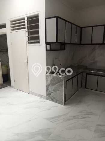 Disewakan Rumah Murah di Meruya Jakarta Barat Punya 3 KT Disewakan Rumah Murah di Meruya Jakarta Barat Punya 3 KT