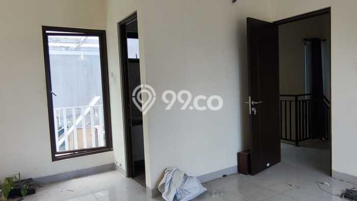 Disewakan! Rumah 3 Kamar Tidur &
2 Kamar Mandi di Cikeas, Bogor Disewakan! Rumah 3 Kamar Tidur &
2 Kamar Mandi di Cikeas, Bogor