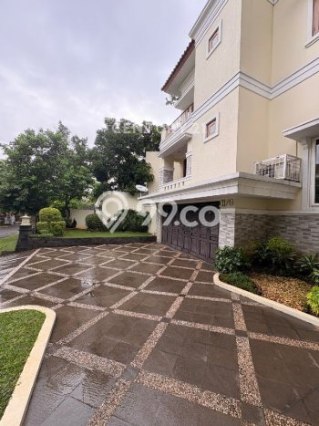 Dijual Rumah Luas Elegan Dengan View Eksklusif di Lebak Bulus, Jakarta Selatan Dijual Rumah Luas Elegan Dengan View Eksklusif di Lebak Bulus, Jakarta Selatan