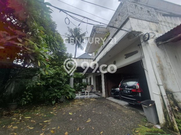 Dijual Rumah Luas Elegan Dengan View Eksklusif di Pejaten, Jakarta Selatan Dijual Rumah Luas Elegan Dengan View Eksklusif di Pejaten, Jakarta Selatan