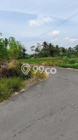 Lahan Strategis di Pakem Dijual dengan Luas 2787m2 Lahan Strategis di Pakem Dijual dengan Luas 2787m2