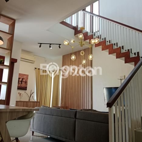 Disewakan Vila Kawasan , Luas 200m2m², Area Strategis Disewakan Vila Kawasan , Luas 200m2m², Area Strategis