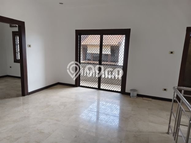HOT DEAL! Rumah Premium di Puri Gading, Badung, LT 285m² LB 250m² HOT DEAL! Rumah Premium di Puri Gading, Badung, LT 285m² LB 250m²