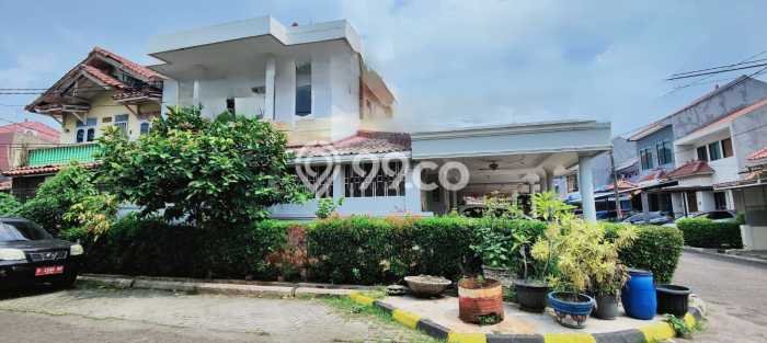 Jual Rumah Bagus Siap Huni LB 170m2 di Karawaci, Tangerang Jual Rumah Bagus Siap Huni LB 170m2 di Karawaci, Tangerang
