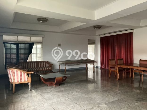 Rumah Luxury Modern Tanpa Renovasi di Cipaganti Bandung Rumah Luxury Modern Tanpa Renovasi di Cipaganti Bandung