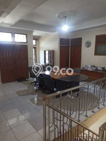 Rumah sewa siap huni 4 Kamar Tidur di Sarijadi, Bandung Rumah sewa siap huni 4 Kamar Tidur di Sarijadi, Bandung
