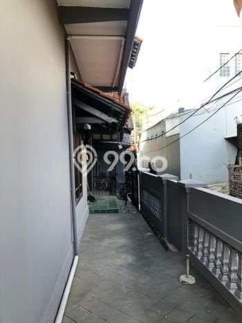 Jual Rumah Bagus Siap Huni LB 220m2 di Antapani, Bandung Jual Rumah Bagus Siap Huni LB 220m2 di Antapani, Bandung