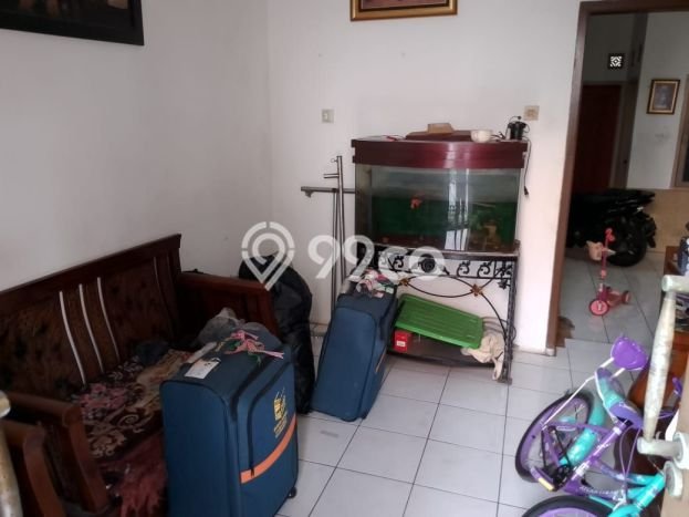 Rumah Luas Asri 4 KT Siap Pakai di Cimahi Bandung Rumah Luas Asri 4 KT Siap Pakai di Cimahi Bandung