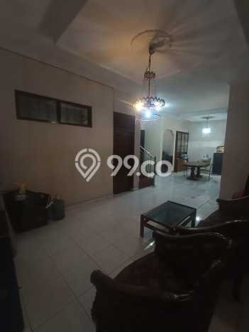 Rumah sewa siap huni 4 Kamar Tidur di Sarijadi, Bandung Rumah sewa siap huni 4 Kamar Tidur di Sarijadi, Bandung