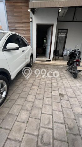 Rumah Modern Cantik 3 KT Bisa Langsung Pindah di Arcamanik Rumah Modern Cantik 3 KT Bisa Langsung Pindah di Arcamanik