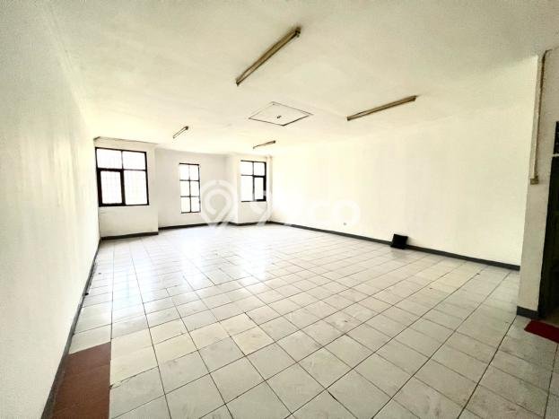 AREA PREMIUM! Ruko di BKR, Luas 330m2m², Area Premium AREA PREMIUM! Ruko di BKR, Luas 330m2m², Area Premium