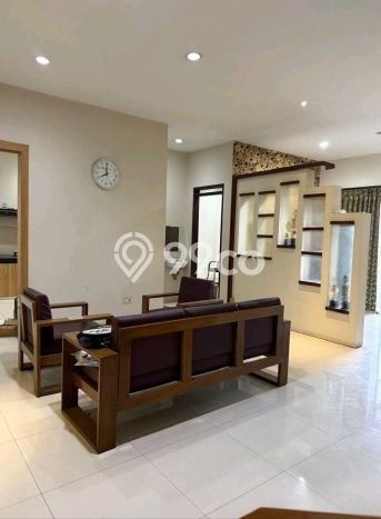 LOKASI TERBAIK! Rumah di Singgasana, 4 KM, Lingkungan Elite, Luas 223m² LB 360m² LOKASI TERBAIK! Rumah di Singgasana, 4 KM, Lingkungan Elite, Luas 223m² LB 360m²