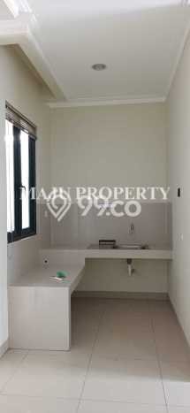 Rumah Modern 3 KT LT 91m2 di Kota Wisata Rumah Modern 3 KT LT 91m2 di Kota Wisata