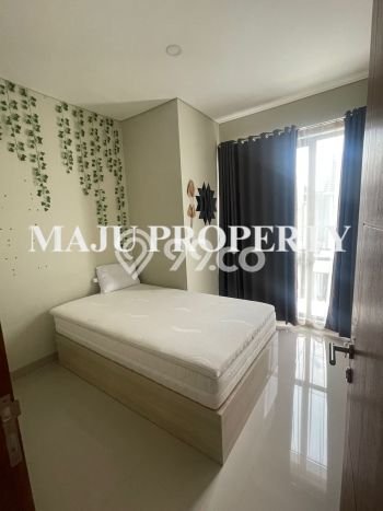 BEST DEAL! Rumah di Cibubur, 2 KM, Akses Mudah Pusat Kota, Luas 100m² LB 110m² BEST DEAL! Rumah di Cibubur, 2 KM, Akses Mudah Pusat Kota, Luas 100m² LB 110m²