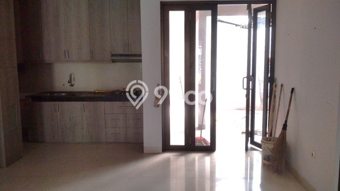 Sewa Rumah Murah di Cibubur Bogor Punya 5 KT Sewa Rumah Murah di Cibubur Bogor Punya 5 KT