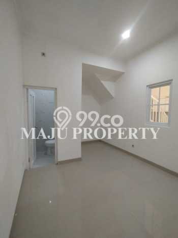 Rumah Modern 3 KT di Kota Wisata Jakarta Timur Unfurnished Rumah Modern 3 KT di Kota Wisata Jakarta Timur Unfurnished
