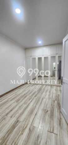 Dijual Hunian Rumah Terawat 2 KT di Kota Wisata, Bogor Dijual Hunian Rumah Terawat 2 KT di Kota Wisata, Bogor