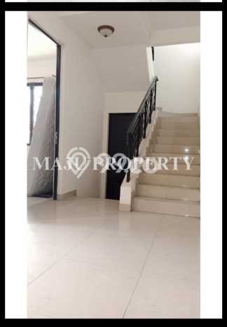 Rumah Elit Modern Tanpa Renovasi di Cibubur Bogor Rumah Elit Modern Tanpa Renovasi di Cibubur Bogor