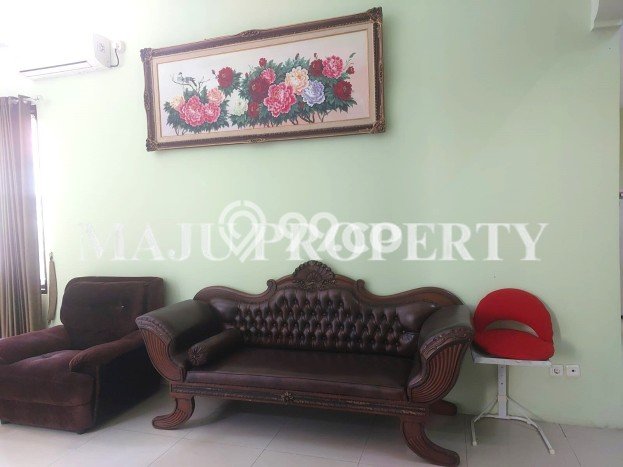 Rumah Modern 3 KT LT 284m2 di Cibubur Rumah Modern 3 KT LT 284m2 di Cibubur